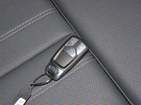 2022�� 40 TFSI ����������