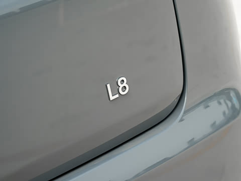 2025�� Ultra ���ܻ��°�