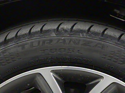 2023�� �Ŀ� E 300 L �˶�������