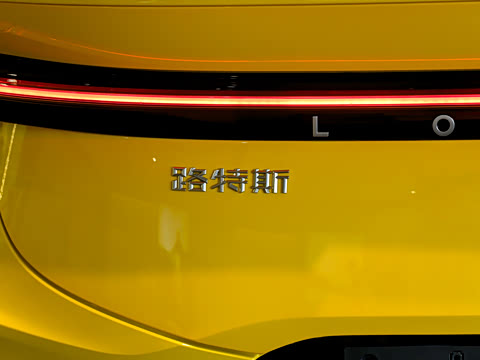 2025�� 900 ������