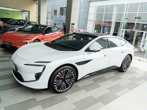 2025�� �Ŀ� Ultra���̰�