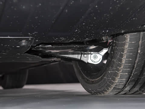 2025�� 702 �������� Ultra