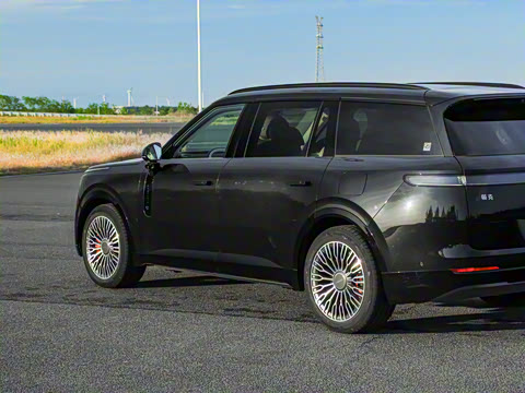 2025�� 2.0T ̽����