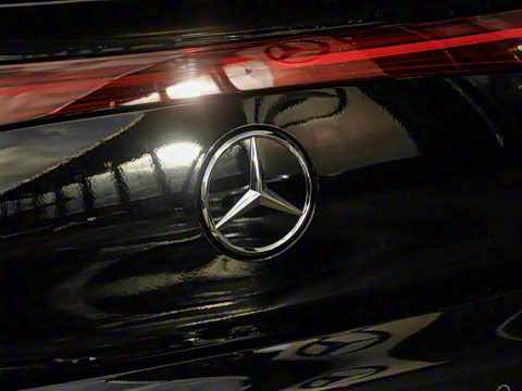 2023�� AMG EQE 53 4MATIC+