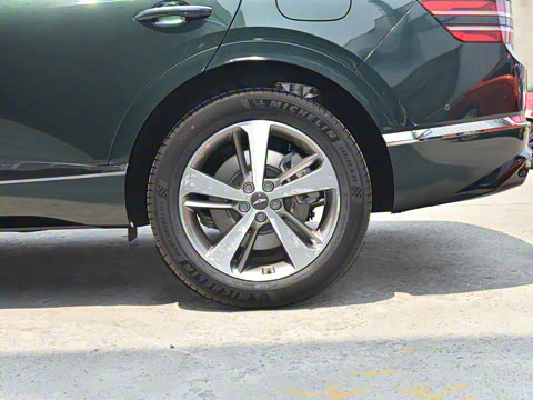 2023�� 2.5T ���������� 5��