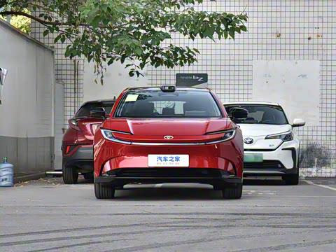 2025�� 550 PRO���а�