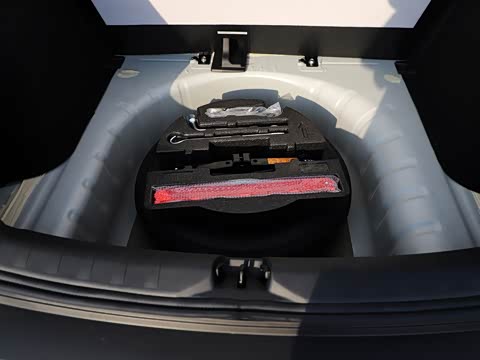 2020�� 1.5L XE �ֶ��ᶯ��