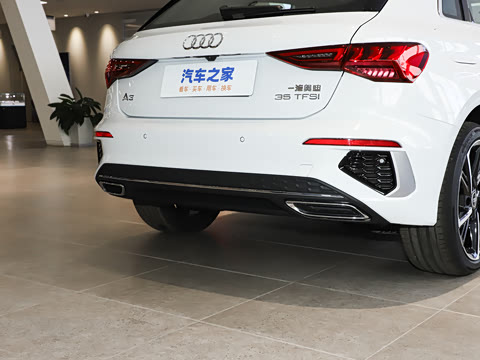 奥迪a3 2024款 sportback 35 tfsi 时尚致雅型其它细节_冰川白_奥迪