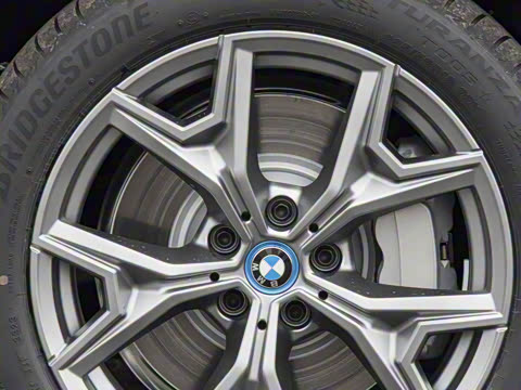 2024�� eDrive 35 L