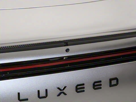 2025�� 703km Ultra�˶���