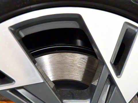 2019�� 55 quattro ������