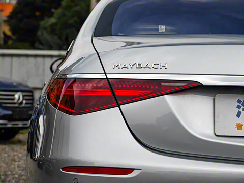 2025�� �Ŀ� S 680 4MATIC