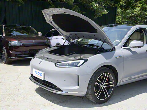 2025�� ����  Ultra ������