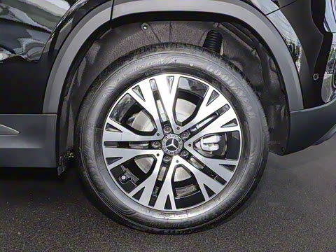 2025�� �Ŀ� GLA 220