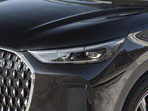 2025�� 2.0T ��������� 7��