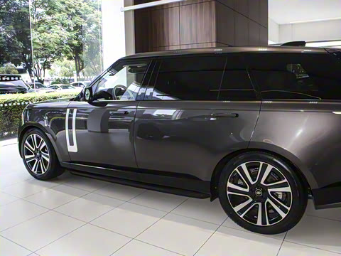 2025�� 3.0 L6 400PS �����ӳ���