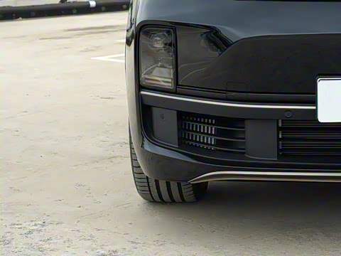 2025�� Ultra ���ܻ��°�