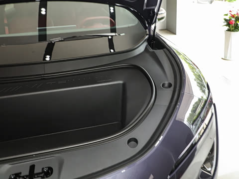 2025�� �Ŀ� Max�����