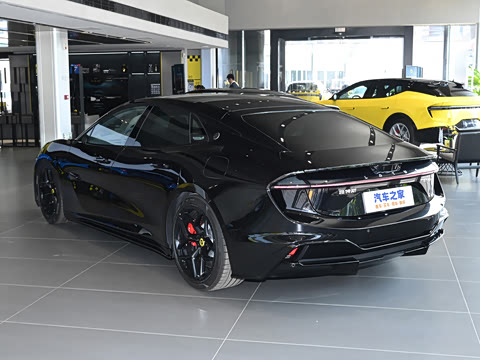 2025�� 600 ���а�