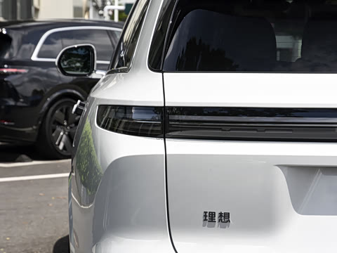 2025�� Pro ���ܻ��°�