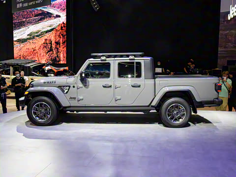 2022�� 3.6L ���а�