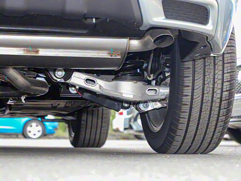 2022�� �Ŀ� 249PS R-Dynamic SE ���ܿƼ��� 5��