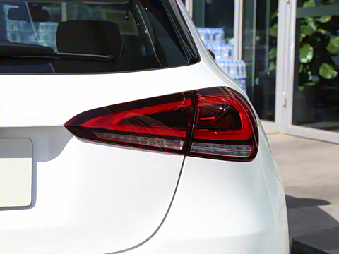 2021�� A 200 ������