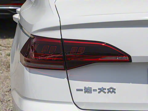 2025�� �Ŀ� 200TSI DSG����PRO��