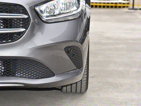 2022�� B 180 ʱ����