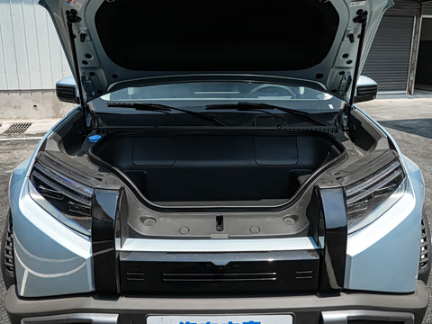 2025�� 501KM ����Pro��