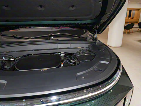 2025�� Ultra ���ܻ��°�