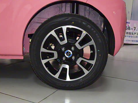 2021�� 318km 31.45kWh