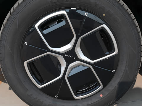 2025�� 330��ҫ��