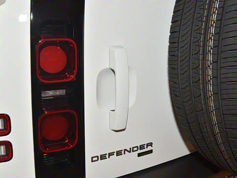 2023�� �Ŀ� 110 3.0T P400 X-DYNAMIC HSE