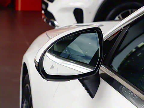 2025�� CLE 260 ���ܳ�