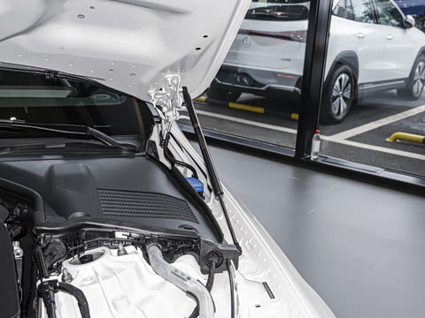 2025�� CLE 300 4MATIC �����ͽ��ܳ�