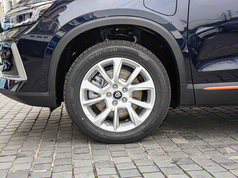 2022�� 1.5L PHEV 205KM ���а�Plus