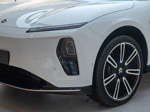 2025�� 102kWh ǩ����