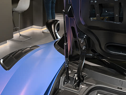 2024�� GT2 Stradale