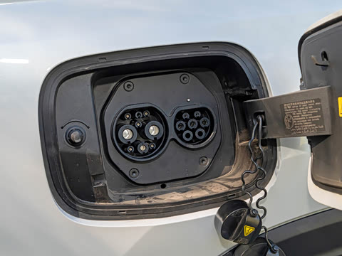 2023�� Hi4 102 ̽����