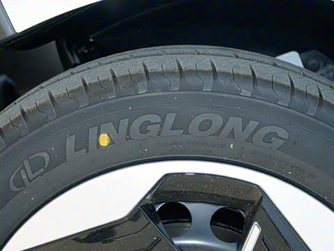 2025�� Mate 305km�Ƽ���