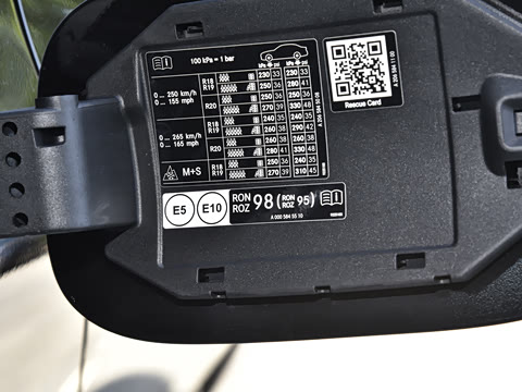 2025�� AMG C 43 4MATIC