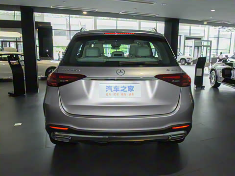 2025�� �Ŀ� GLE 450 4MATIC ������