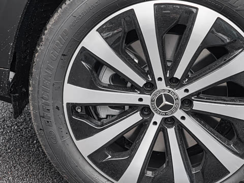 2024�� GLB 220 ʱ����