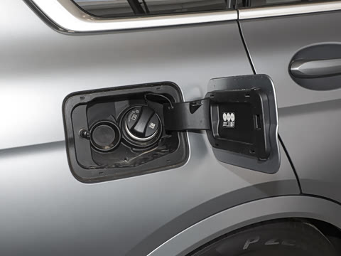 2024�� xDrive40i ������M�˶���װ