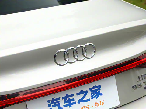 2022�� 55 TFSI quattro S-line ��Զ��������װ