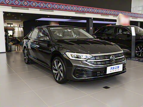 2025�� �Ŀ�� 300TSI DSG׿Խ��