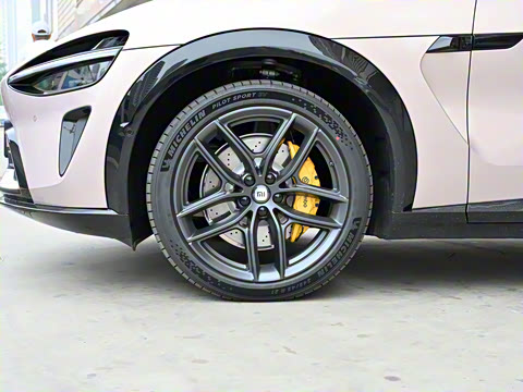 2025�� ������������������Max��