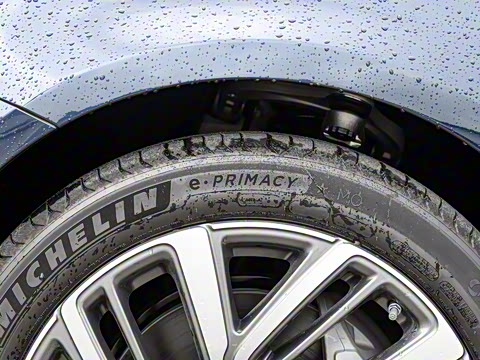 2025�� �Ŀ� E 300 L ʱ����