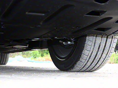 2025�� EV �Ǽݰ� 701KM������